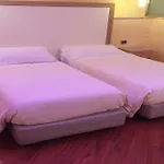 Esperia فندق تاورمينا