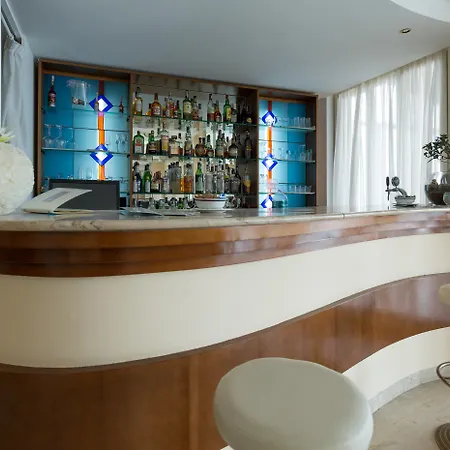 Esperia Hotel