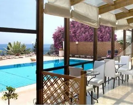 Esperia Ξενοδοχείο 4*
