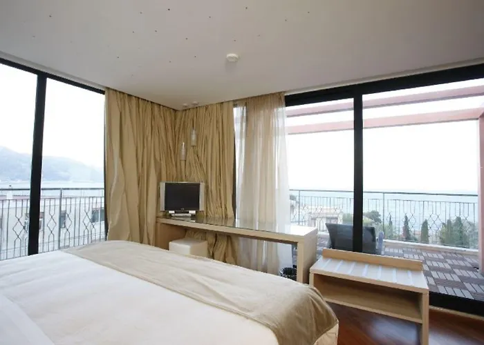 Esperia Отель 4*