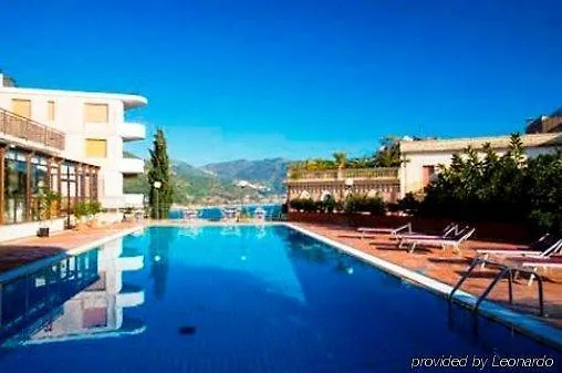 Esperia Таормина