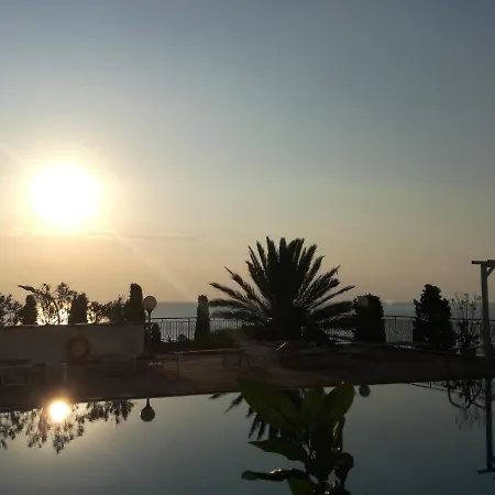 Hotel Esperia 4*