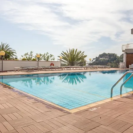 Esperia Hotel 4*