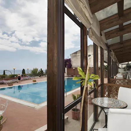 Esperia Hotel