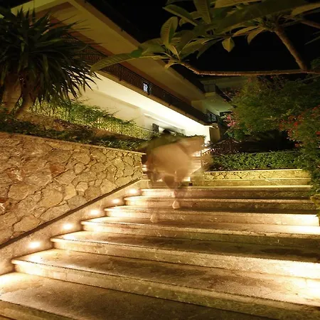 Hotel Esperia 4*